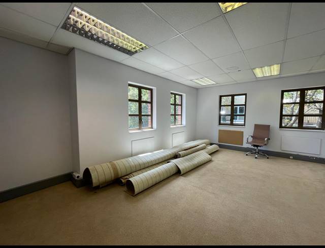 313M² OFFICE TO LET IN RIVONIA